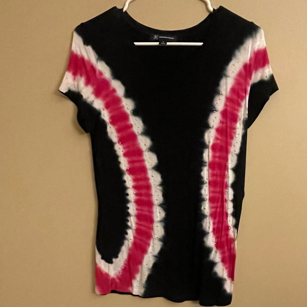 INC short Sleeve Tee Shirt - Small